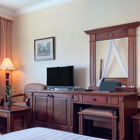 Pacific Hotel & Spa Siem Reap Exterior foto