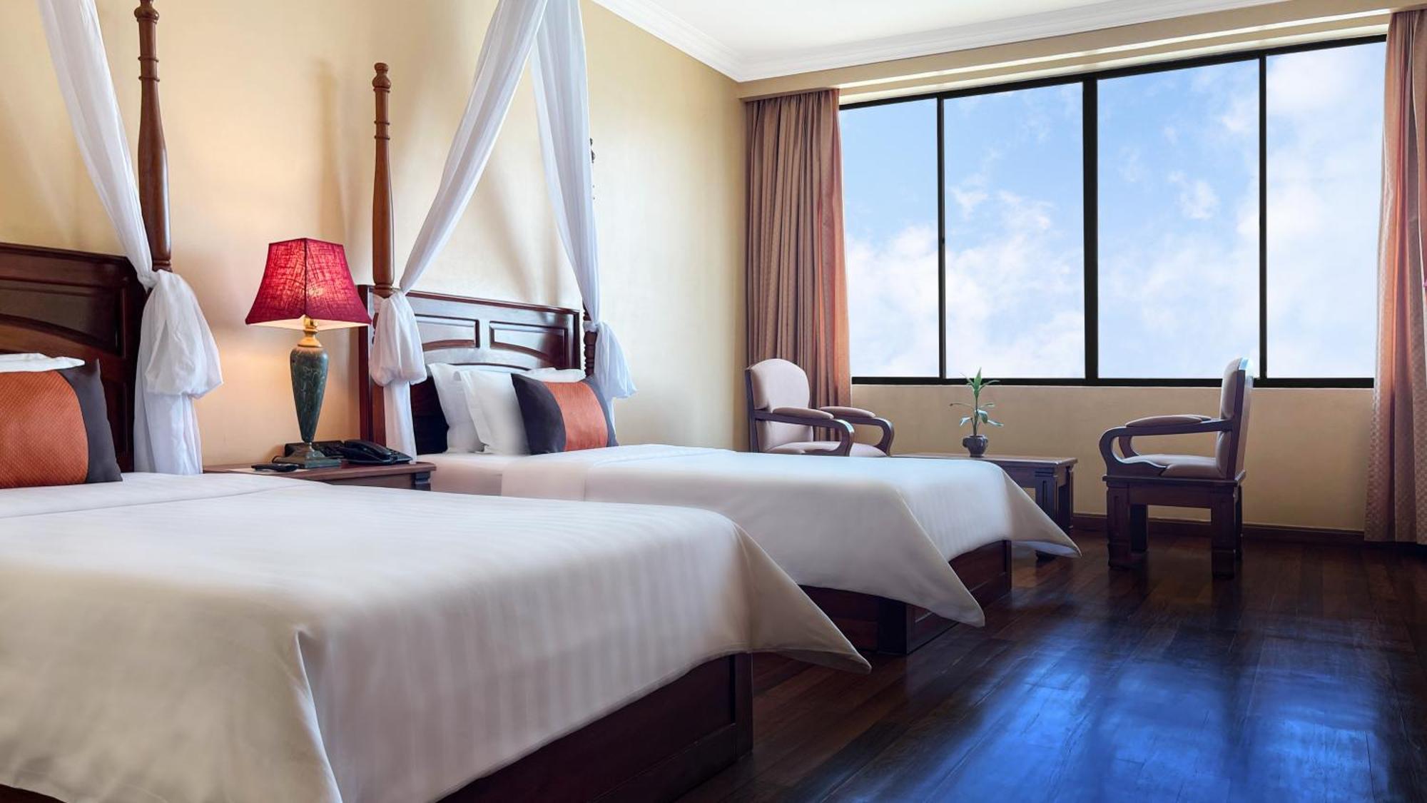 Pacific Hotel & Spa Siem Reap Exterior foto